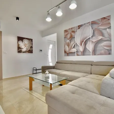 Apartment With Wifi Stinjan, Pula - 26943 *